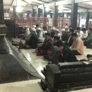 Paket Wisata Religi Lamongan