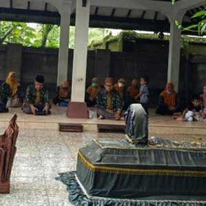 Paket Wisata Religi Purworejo