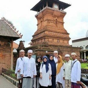 Promo Harga Paket Wisata Religi Wali Songo Untuk Anda Di Badung Qurnia