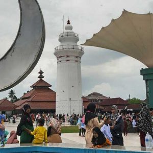 Paket Wisata Religi Karangasem