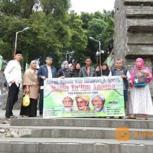 Paket Wisata Religi Pandeglang